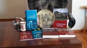 Lietuvių žurnalistų Gintaro Visocko ir Leono Juršos knygos apie Azerbaidžaną. Slaptai.lt nuotr.